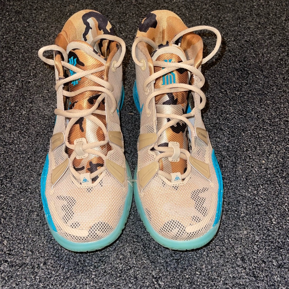 Kyrie Irving basketball sneakers grade school